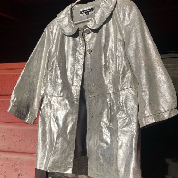 SILVER REAL LEATHER COAT - Picture 4 of 4